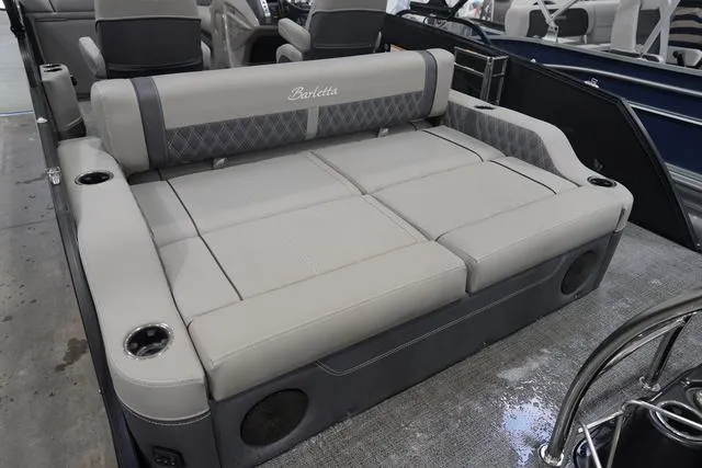 Slide: The Image of Barletta Lusso L25UC 2024 - 23