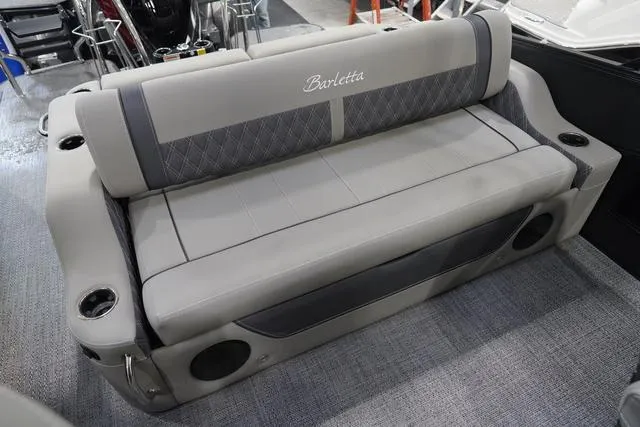 Slide: The Image of Barletta Lusso L25UC 2024 - 24