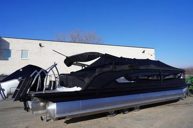 Slide: The Image of Barletta Lusso L25UC 2024 - 3