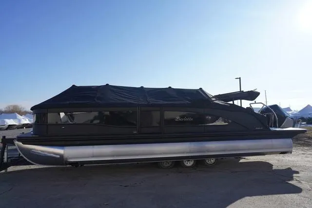 Slide: The Image of Barletta Lusso L25UC 2024 - 4