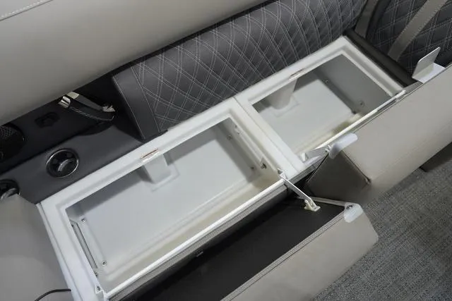 Slide: The Image of Barletta Lusso L25UC 2024 - 42