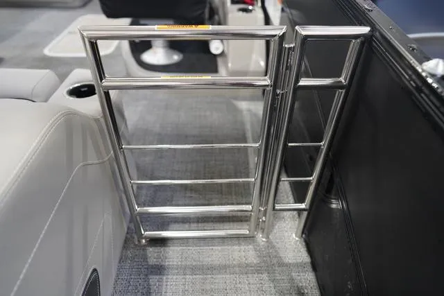 Slide: The Image of Barletta Lusso L25UC 2024 - 51