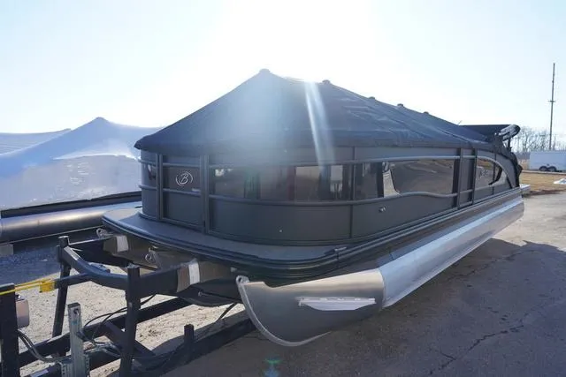 Slide: The Image of Barletta Lusso L25UC 2024 - 6