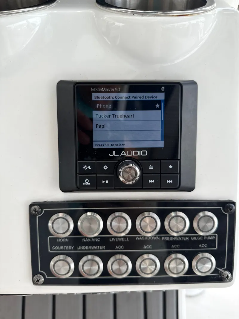 Slide: The Image of Tidewater 2700 Carolina Bay 2023 - 29