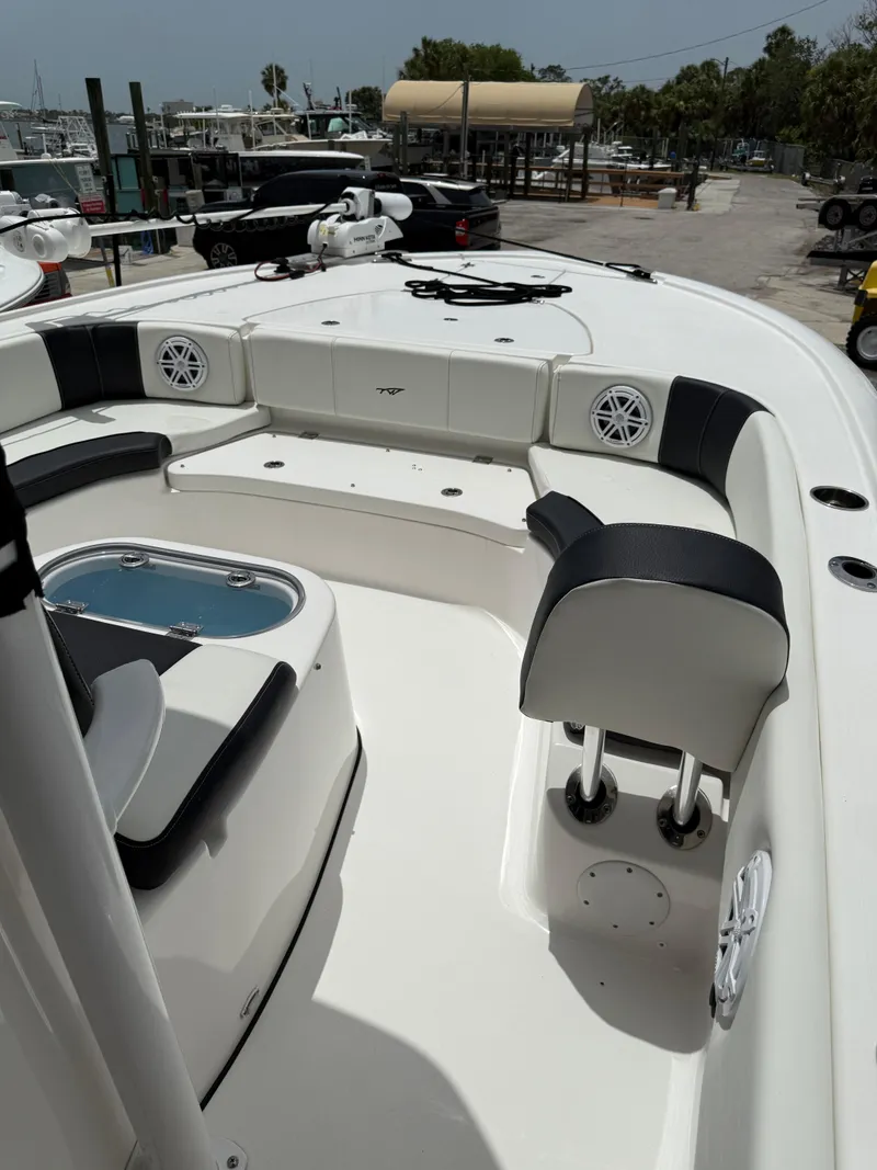 Slide: The Image of Tidewater 2700 Carolina Bay 2023 - 45