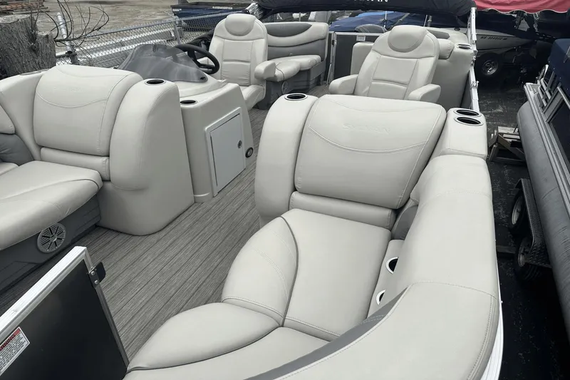 Slide: The Image of Sylvan MIRAGE 822LZ 2019 - 4