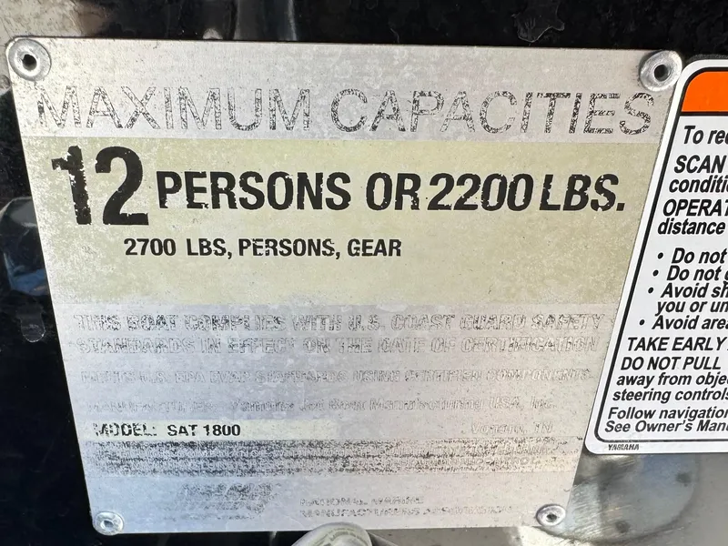 Slide: The Image of Capacity plate on 2016 Yamaha Boats 242 Limited E-Series, max 12 persons or 2200 lbs. - 36