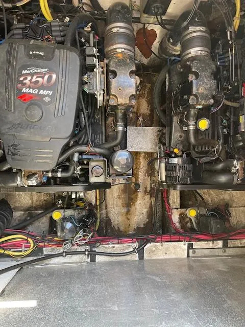 Slide: The Image of Mercruiser 350s - 25