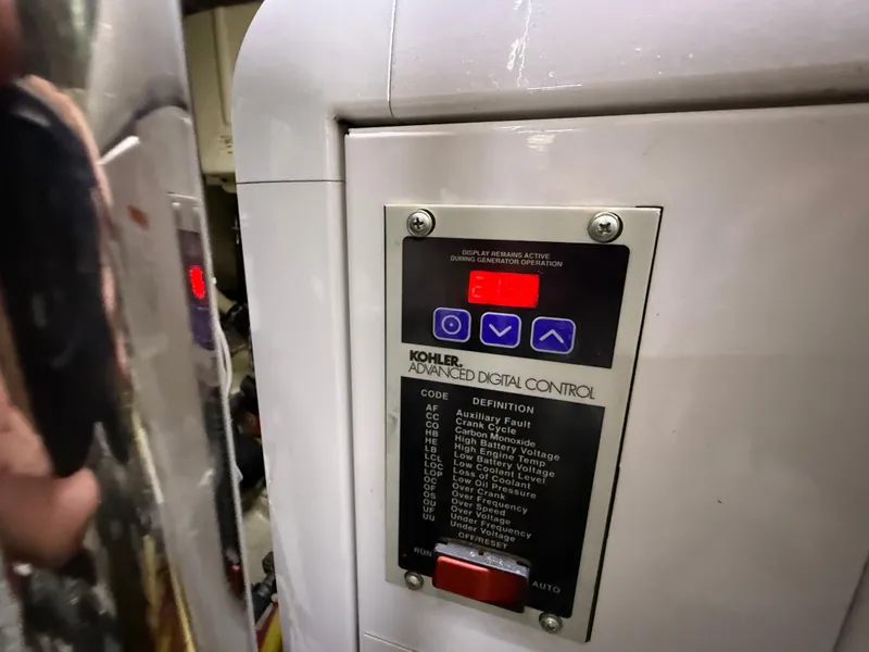 Slide: The Image of Kohler advanced digital control panel on 2006 Carver 43 Motor Yacht. - 48