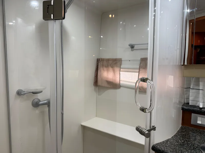 Slide: The Image of Carver 43 Motor Yacht 2006 - 66