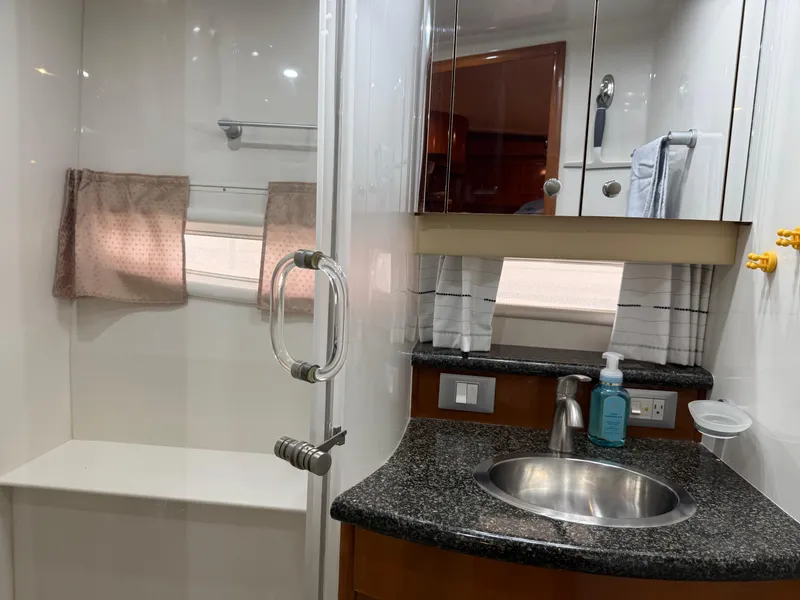 Slide: The Image of Carver 43 Motor Yacht 2006 - 67