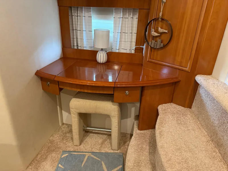 Slide: The Image of Carver 43 Motor Yacht 2006 - 70