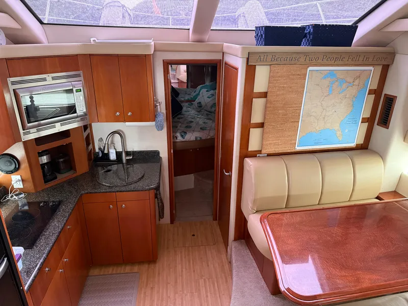 Slide: The Image of Carver 43 Motor Yacht 2006 - 95