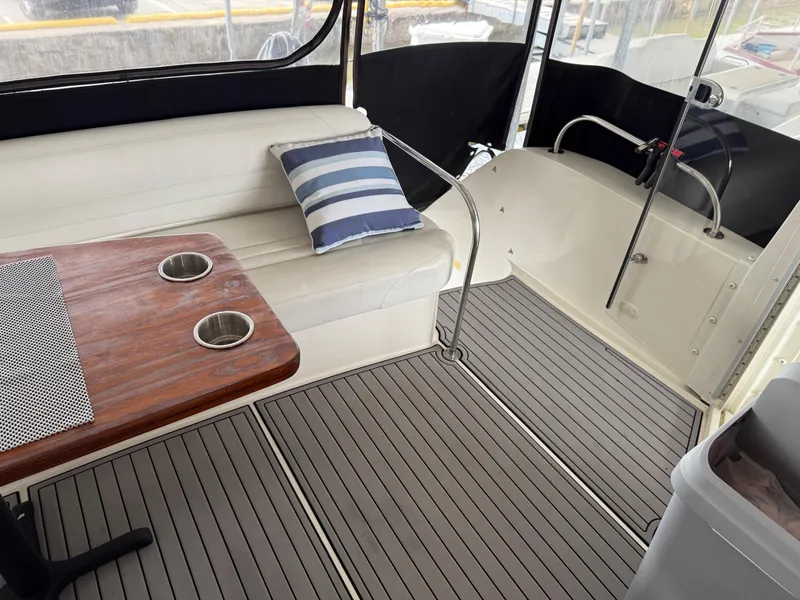 Slide: The Image of Carver Yachts 43 Motor Yacht 2006 - 102