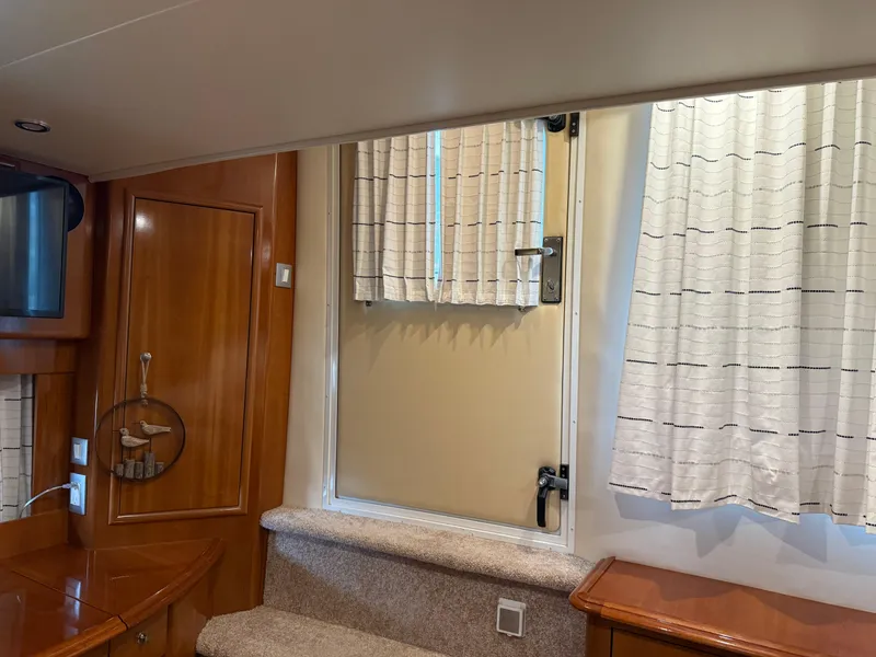 Slide: The Image of Carver Yachts 43 Motor Yacht 2006 - 59