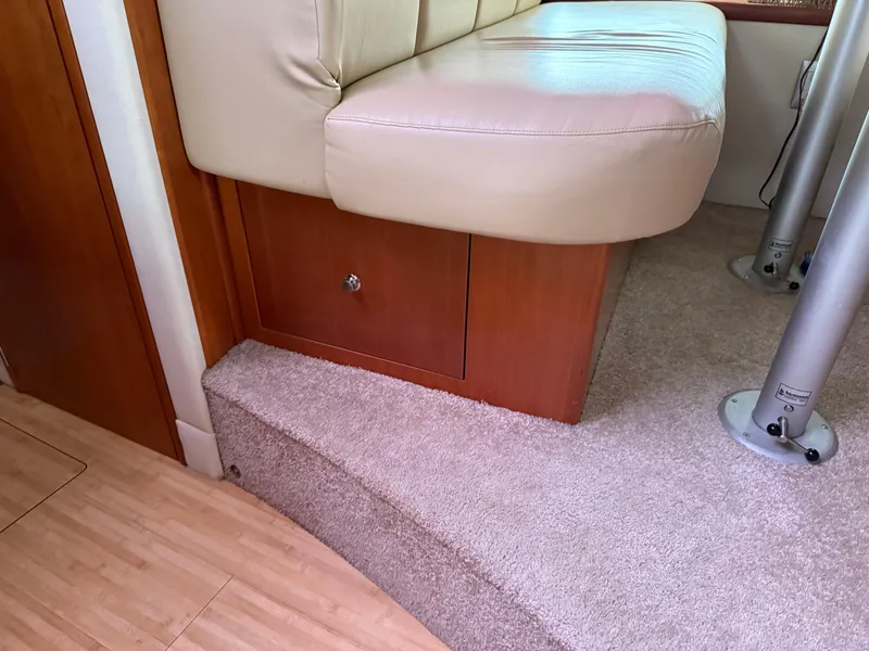 Slide: The Image of Carver Yachts 43 Motor Yacht 2006 - 84