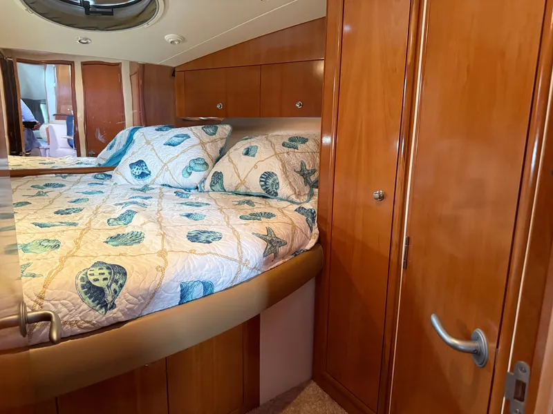 Slide: The Image of Carver Yachts 43 Motor Yacht 2006 - 89