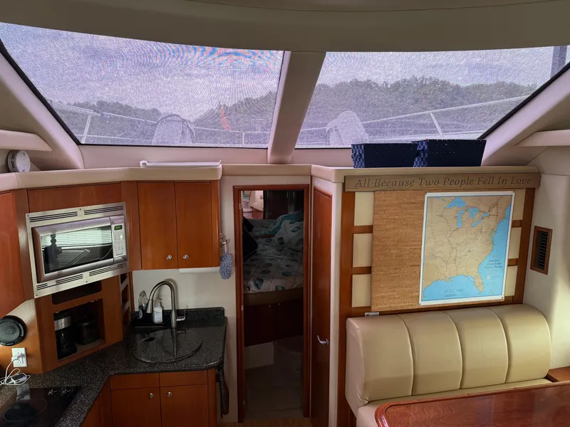 Slide: The Image of Carver Yachts 43 Motor Yacht 2006 - 94