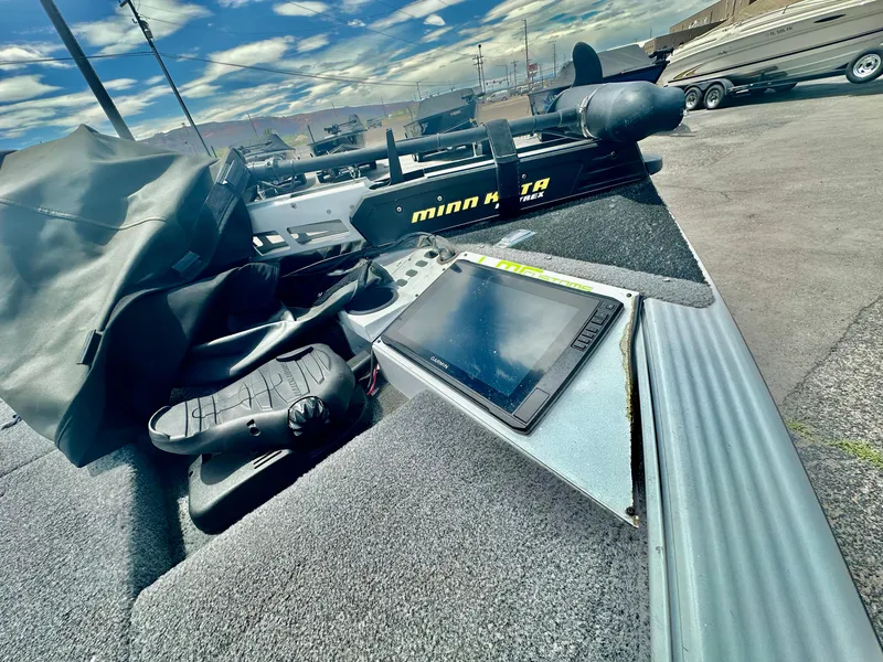Slide: The Image of 2018 Lund 1875 Pro-V Bass boat with Minn Kota trolling motor and navigation display. - 6