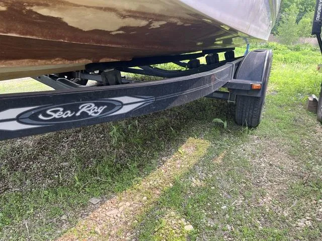 Slide: The Image of Sea Ray 240 Sundeck 2003 - 15