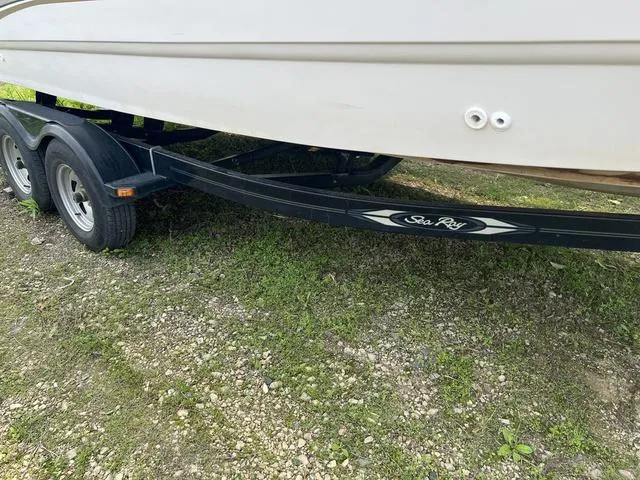 Slide: The Image of Sea Ray 240 Sundeck 2003 - 12