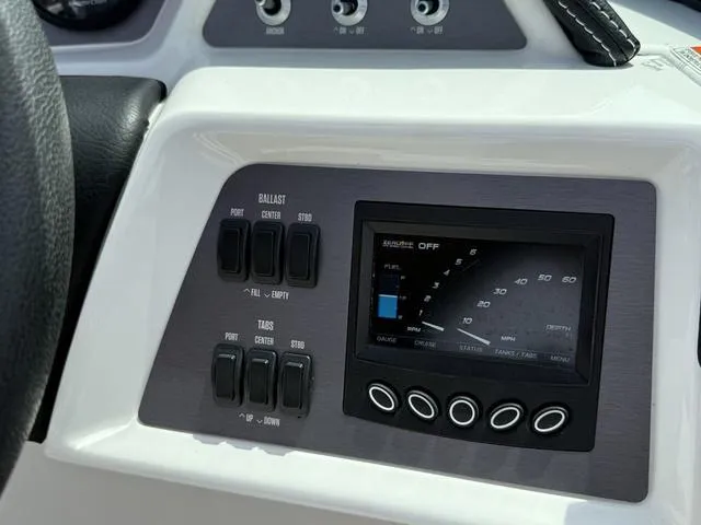 Slide: The Image of MasterCraft NXT24 2021 - 16