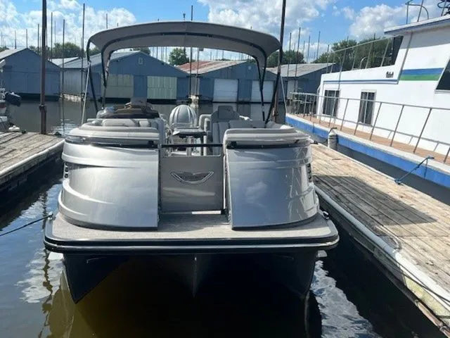 Slide: The Image of Bennington 23 QXFB 2021 - 2