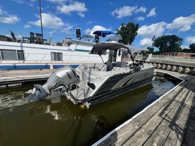 Slide: The Image of Bennington 23 QXFB 2021 - 4