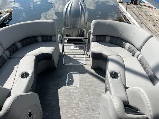 Slide: The Image of Bennington 23 QXFB 2021 - 7