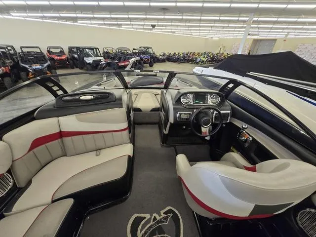 Slide: The Image of Malibu Wakesetter 22 MXZ 2013 - 12