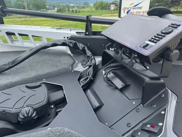 Slide: The Image of Skeeter ZXR21 2025 - 4