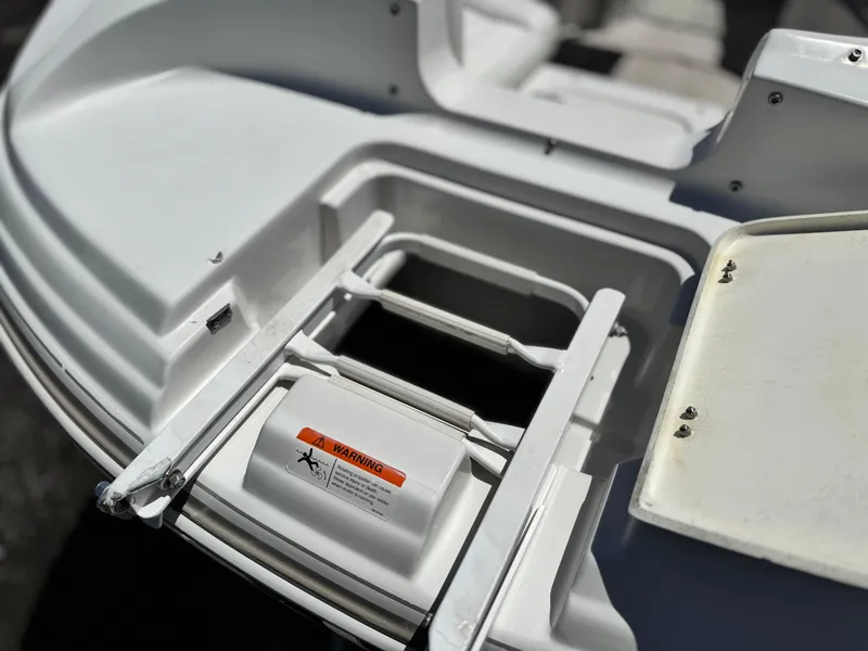 Slide: The Image of Four Winns 234 Funship 2004 - 11