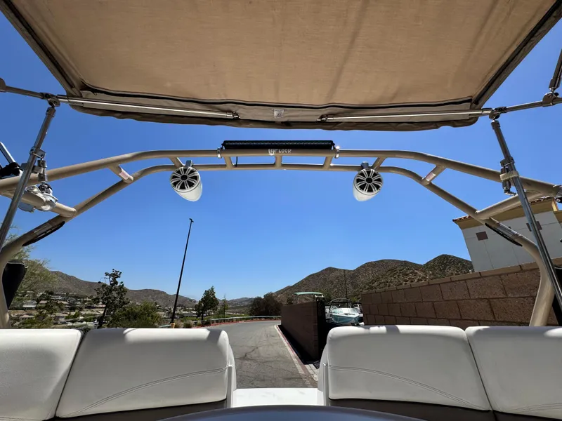 Slide: The Image of Four Winns 234 Funship 2004 - 23