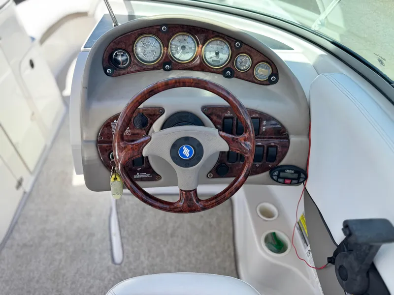 Slide: The Image of Four Winns 234 Funship 2004 - 38