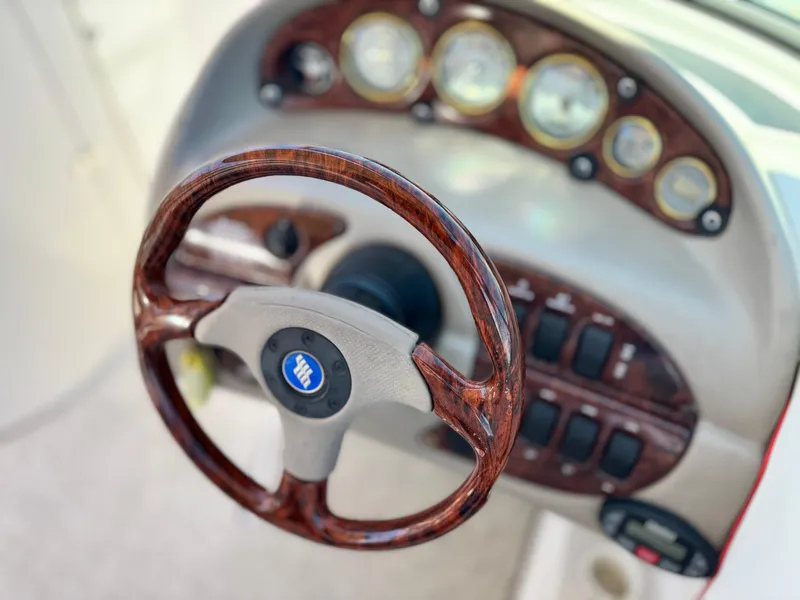 Slide: The Image of Four Winns 234 Funship 2004 - 39