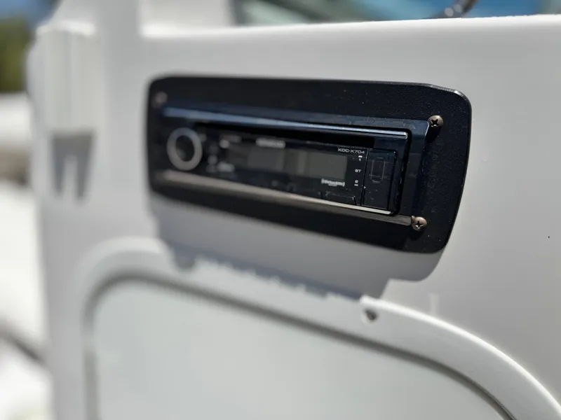 Slide: The Image of Four Winns 234 Funship 2004 - 40