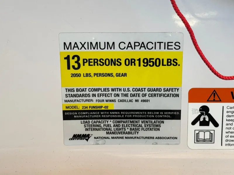 Slide: The Image of Four Winns 234 Funship 2004 - 41