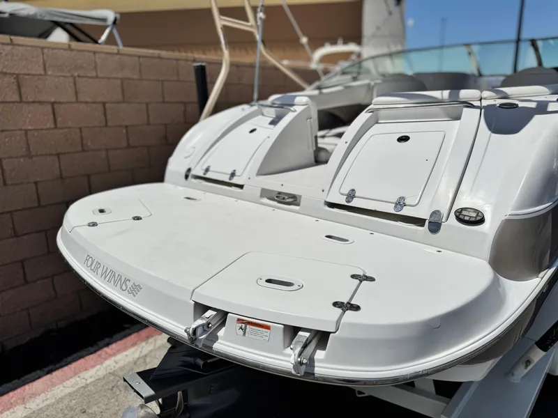 Slide: The Image of Four Winns 234 Funship 2004 - 6