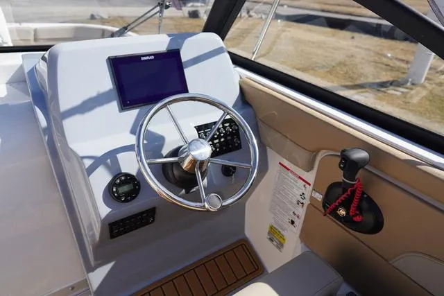 Slide: The Image of Bayliner Trophy T22SC 2025 - 21