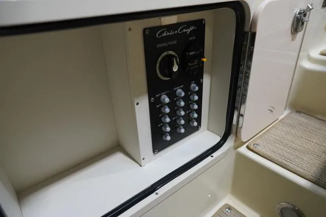 Slide: The Image of Chris-Craft Launch 25 GT 2024 - 37