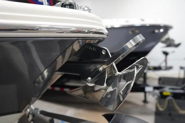 Slide: The Image of Chris-Craft Launch 25 GT 2024 - 4