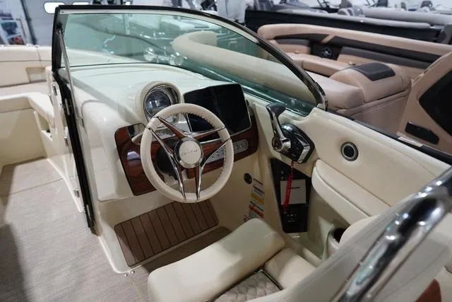 Slide: The Image of Chris-Craft Launch 25 GT 2024 - 7