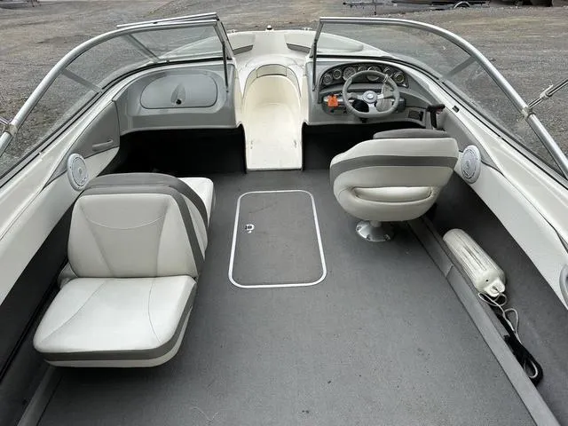 Slide: The Image of Bayliner 205 2007 - 21