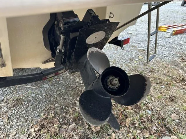 Slide: The Image of Bayliner 205 2007 - 28