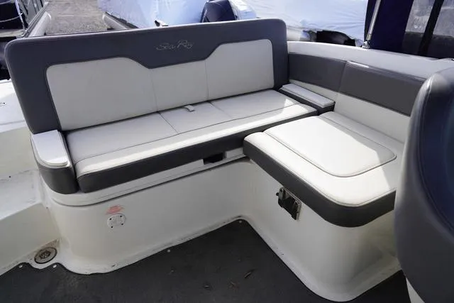 Slide: The Image of Sea Ray 240 Sundeck 2011 - 25