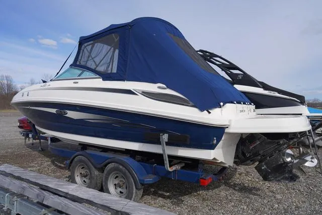 Slide: The Image of Sea Ray 240 Sundeck 2011 - 3