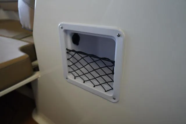 Slide: The Image of Bayliner D20 2025 - 23