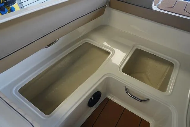 Slide: The Image of Bayliner D20 2025 - 36