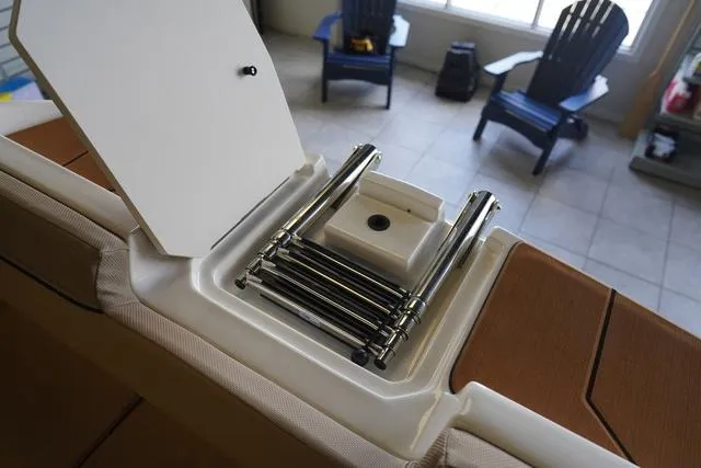 Slide: The Image of Bayliner D20 2025 - 41