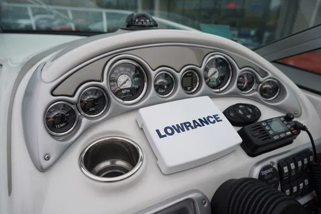 Slide: The Image of Crownline Boats 250cr 2008 - 29